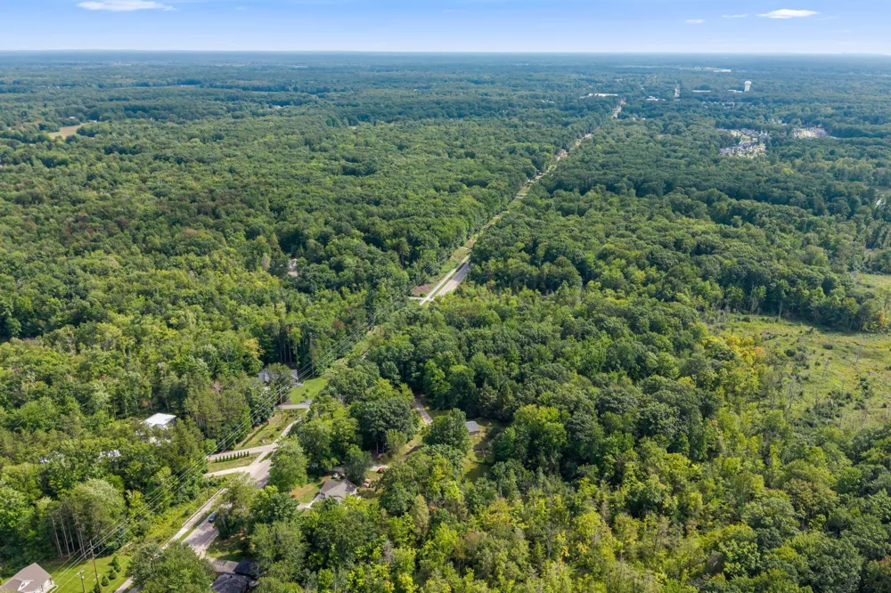 18145 148th Avenue Spring Lake, MI 49456
