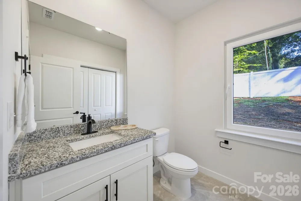 4147 2nd Street NE Hickory, NC 28601