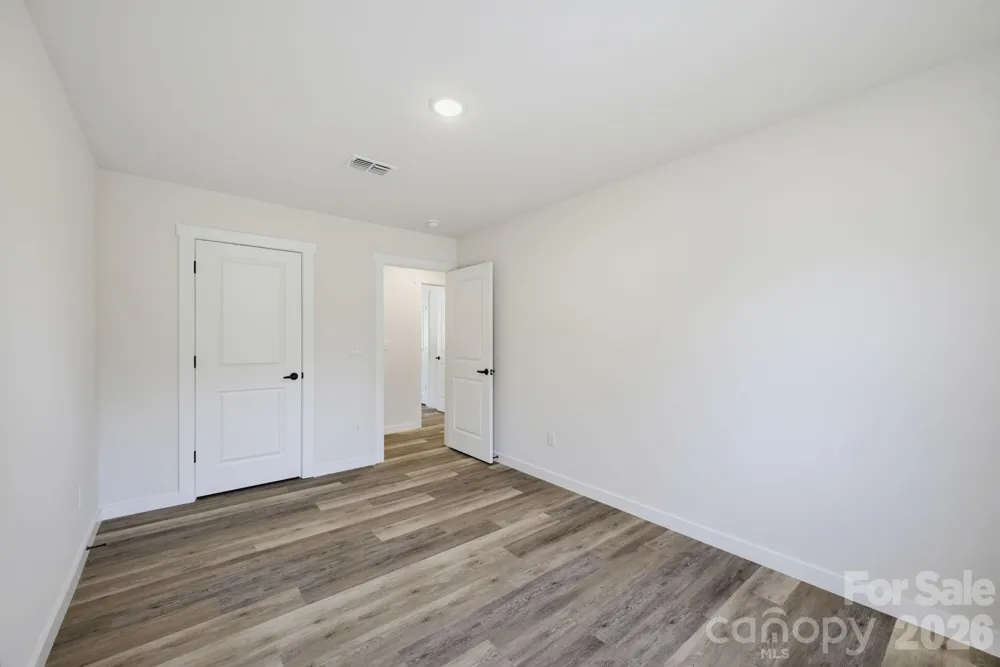4147 2nd Street NE Hickory, NC 28601