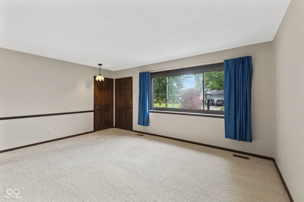 103 Merlin Drive Franklin, IN 46131