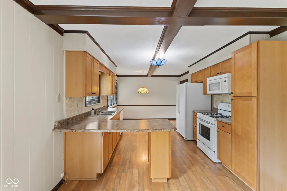 103 Merlin Drive Franklin, IN 46131