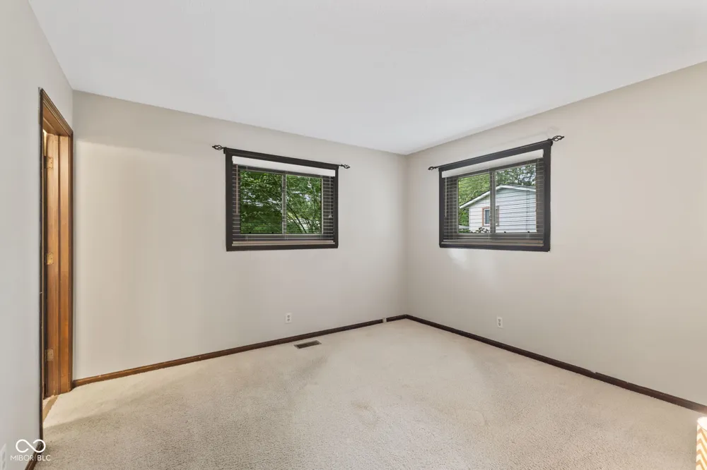 103 Merlin Drive Franklin, IN 46131