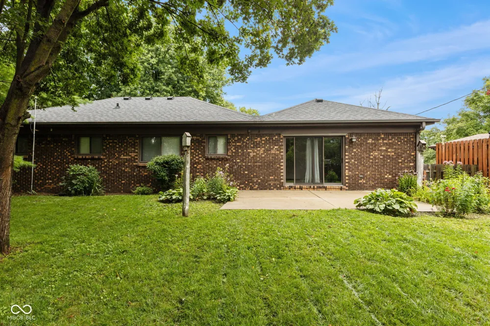 103 Merlin Drive Franklin, IN 46131