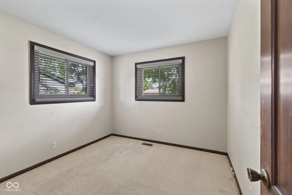 103 Merlin Drive Franklin, IN 46131