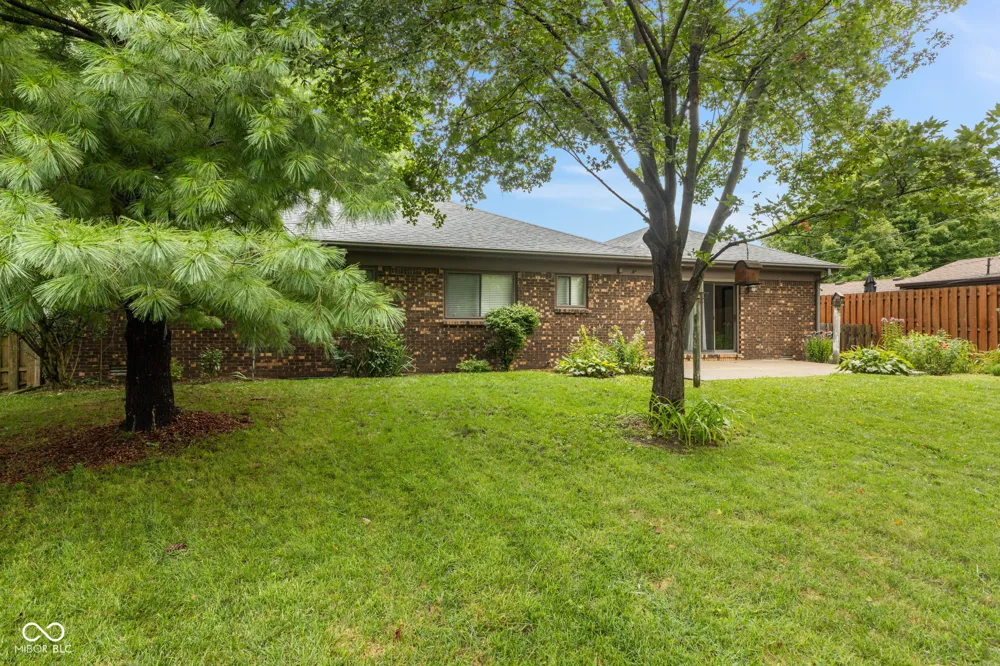103 Merlin Drive Franklin, IN 46131