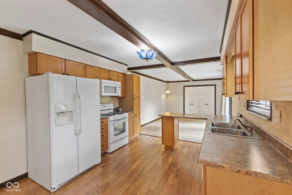 103 Merlin Drive Franklin, IN 46131