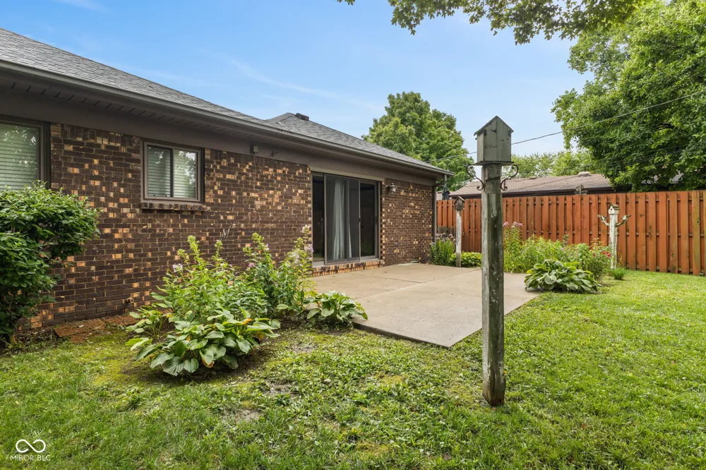 103 Merlin Drive Franklin, IN 46131
