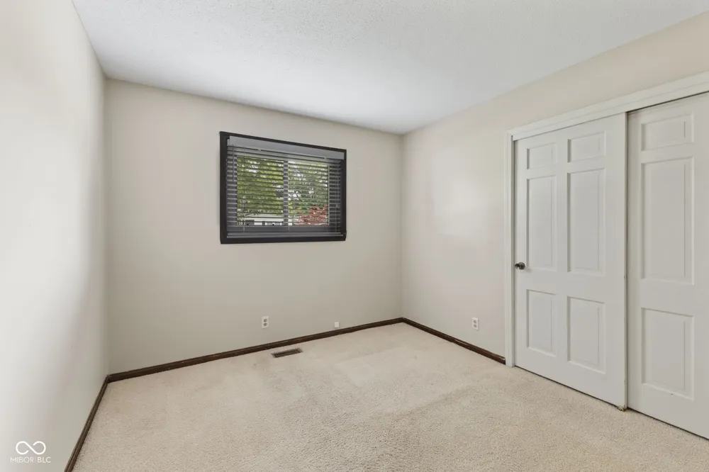 103 Merlin Drive Franklin, IN 46131