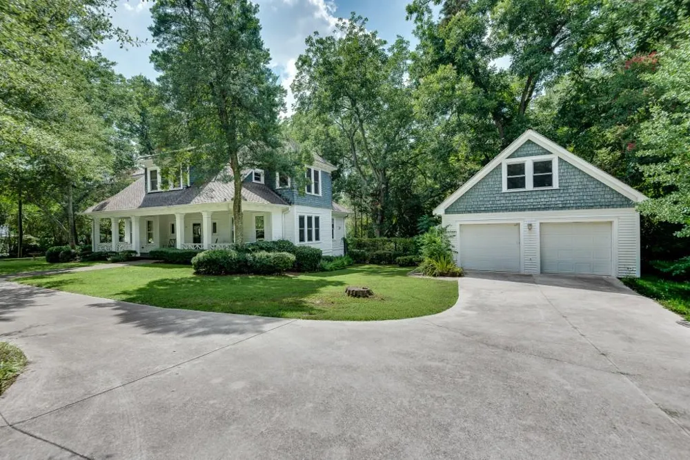 1001 Asbury Street Oxford, GA 30054