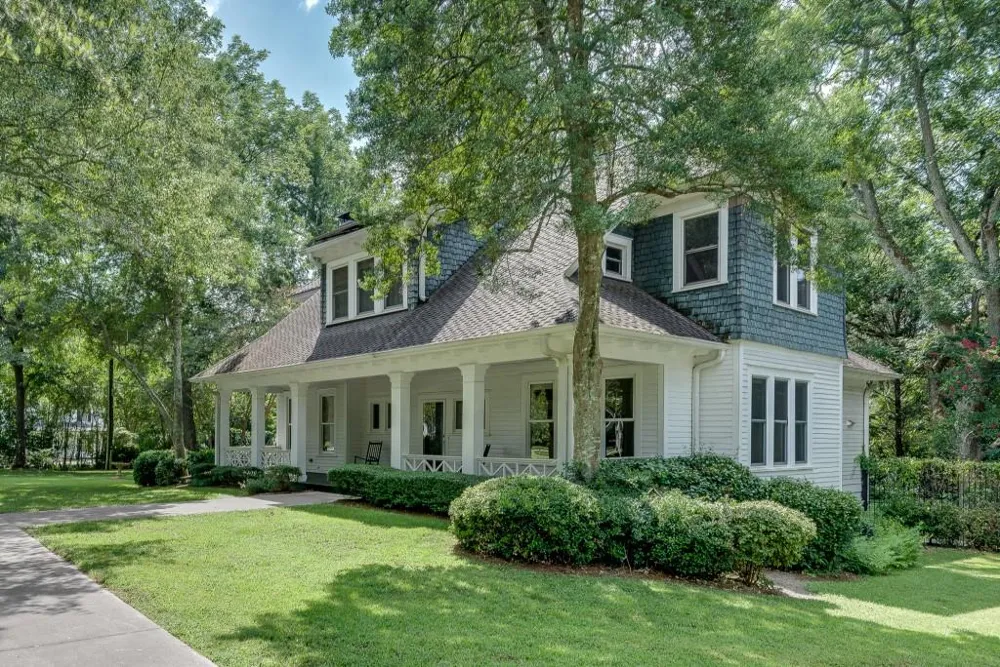 1001 Asbury Street Oxford, GA 30054
