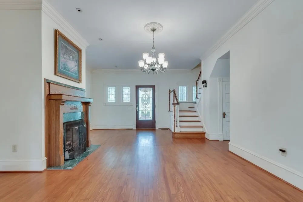 1001 Asbury Street Oxford, GA 30054