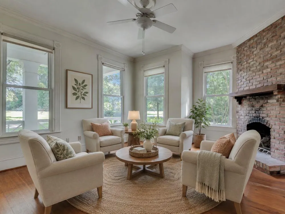 1001 Asbury Street Oxford, GA 30054