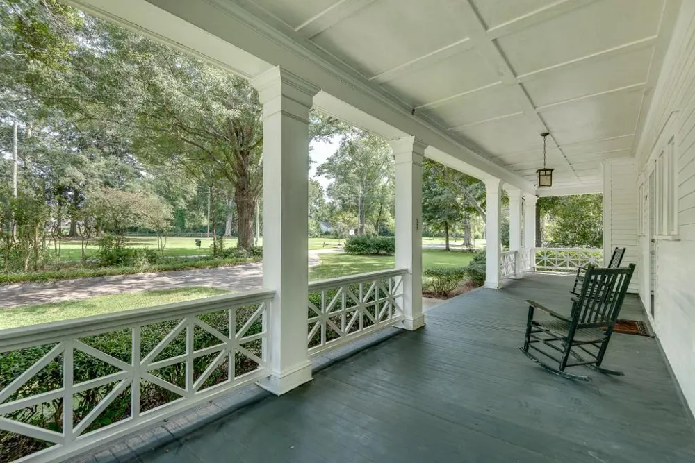 1001 Asbury Street Oxford, GA 30054