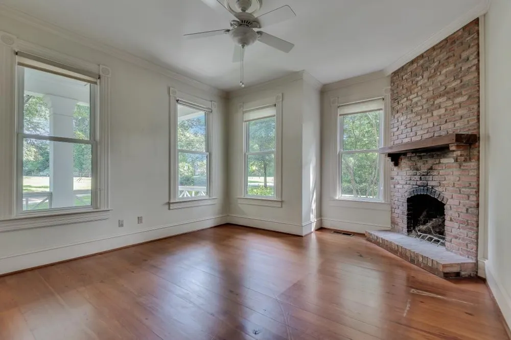 1001 Asbury Street Oxford, GA 30054