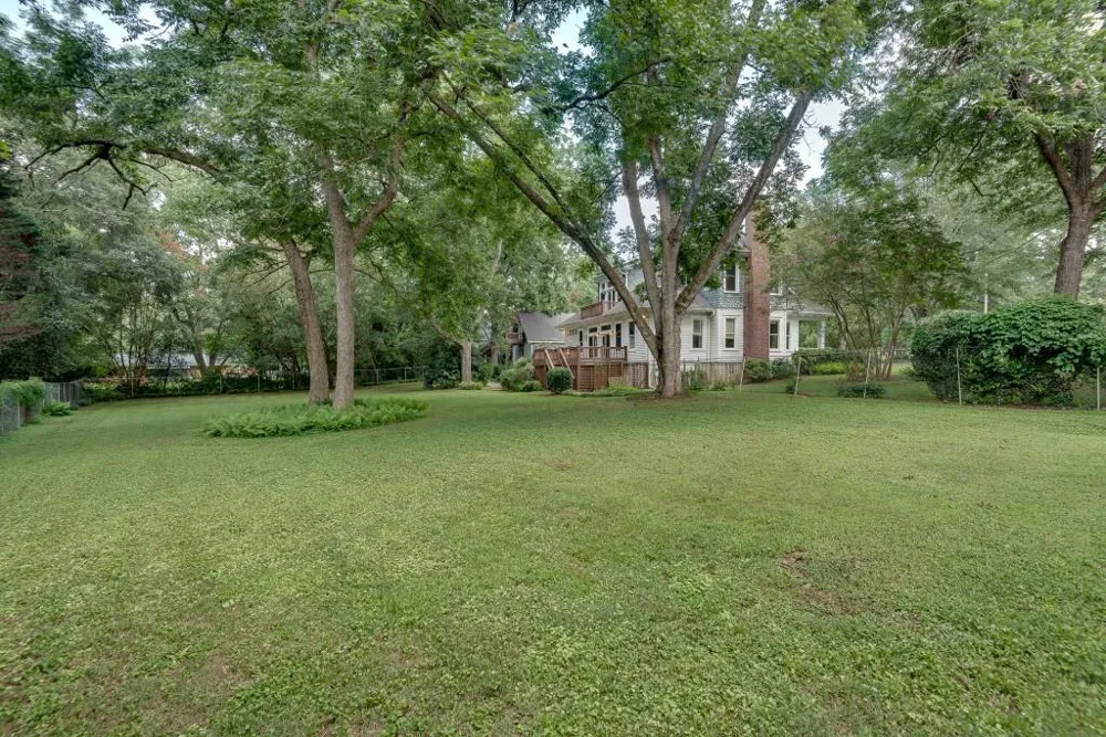 1001 Asbury Street Oxford, GA 30054