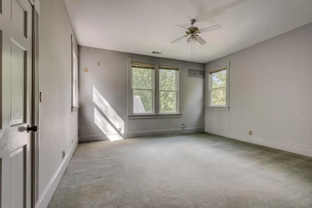1001 Asbury Street Oxford, GA 30054