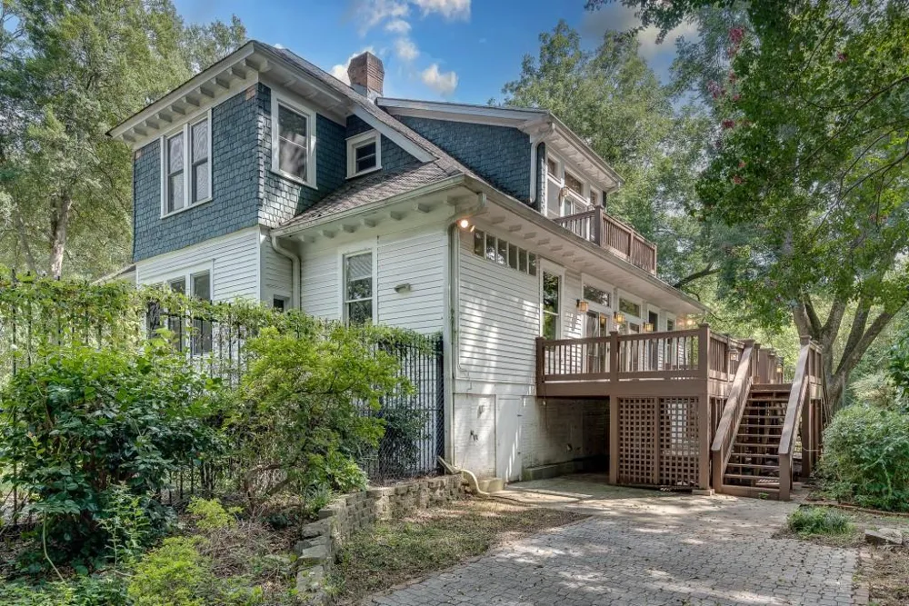 1001 Asbury Street Oxford, GA 30054