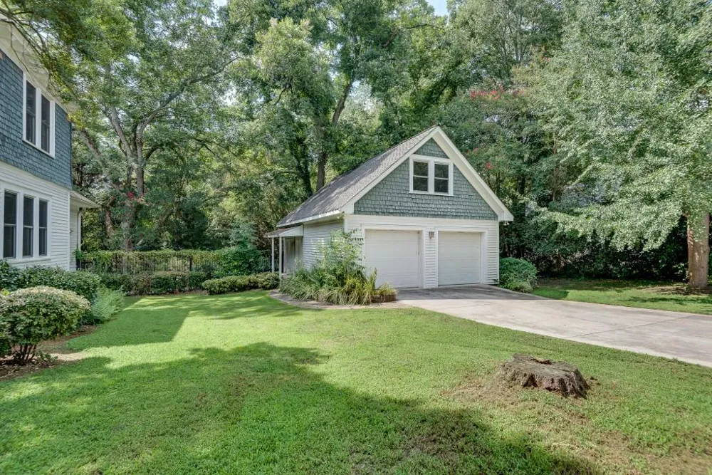 1001 Asbury Street Oxford, GA 30054