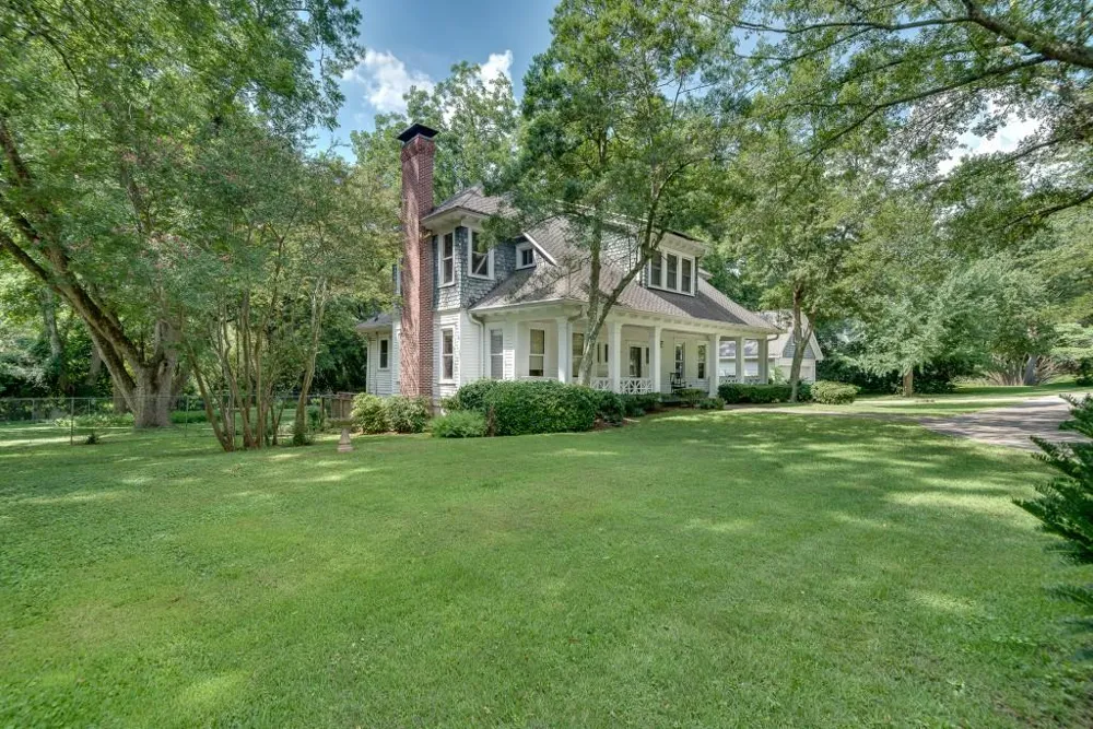 1001 Asbury Street Oxford, GA 30054