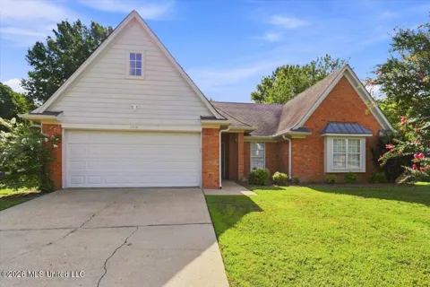 7414 Hunters Hollow Lane