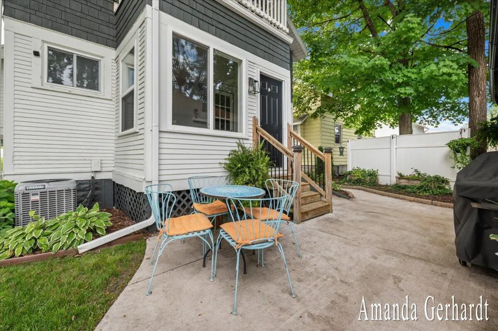 1500 Powers Avenue NW Grand Rapids, MI 49504