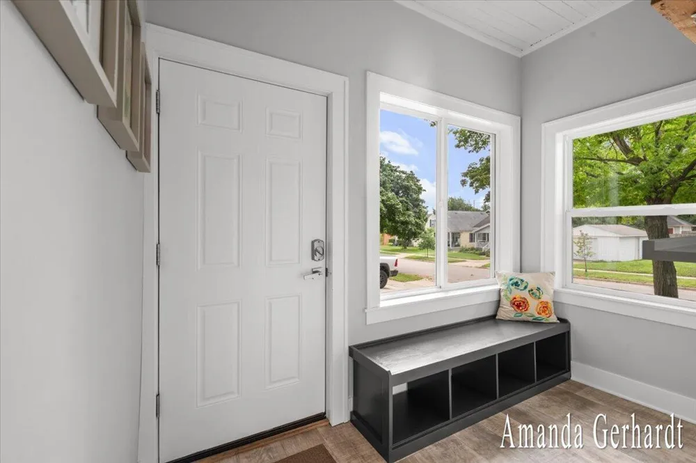 1500 Powers Avenue NW Grand Rapids, MI 49504