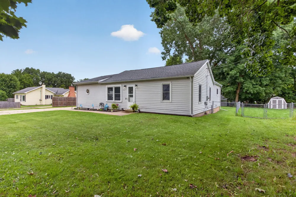717 23rd Street Jackson, MI 49203