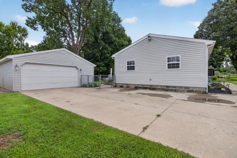 717 23rd Street Jackson, MI 49203