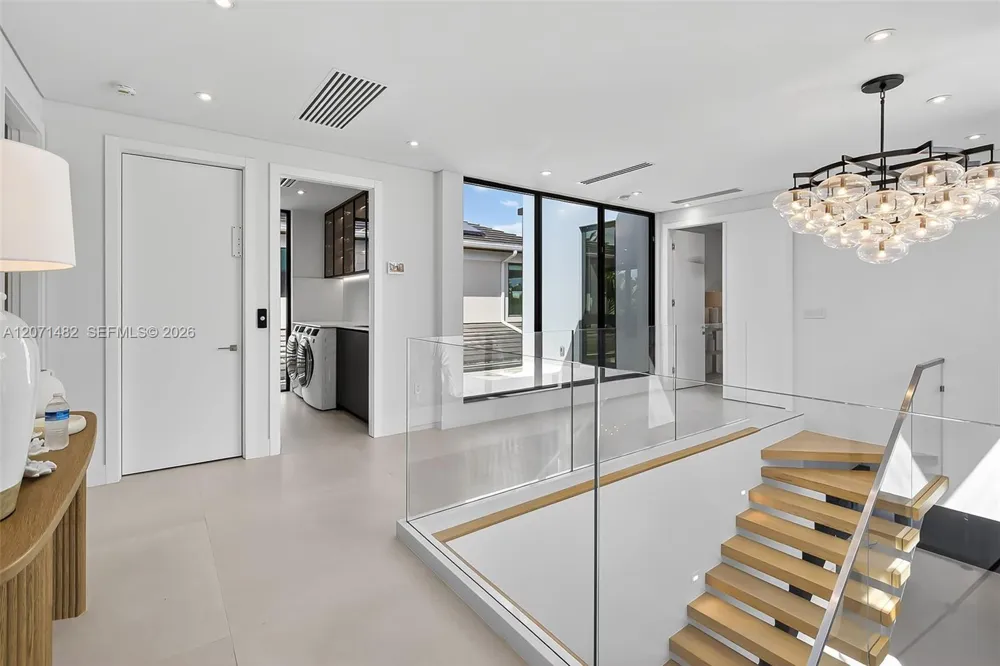 620 Solar Isle Dr Fort Lauderdale, FL 33301