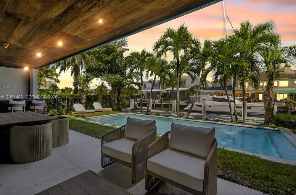 620 Solar Isle Dr Fort Lauderdale, FL 33301