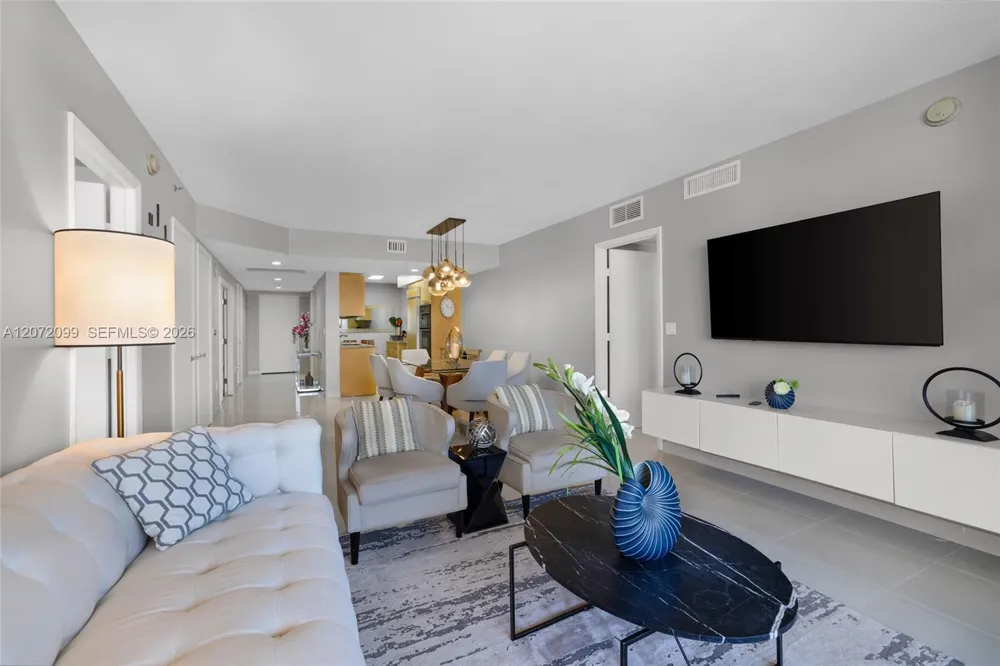 1800 S Ocean Dr #1108 Hallandale Beach, FL 33009