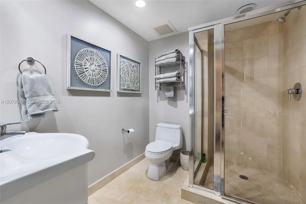 1800 S Ocean Dr #1108 Hallandale Beach, FL 33009