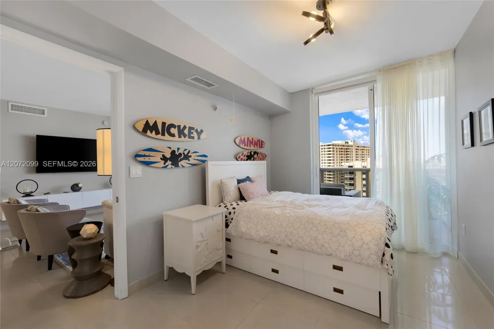 1800 S Ocean Dr #1108 Hallandale Beach, FL 33009