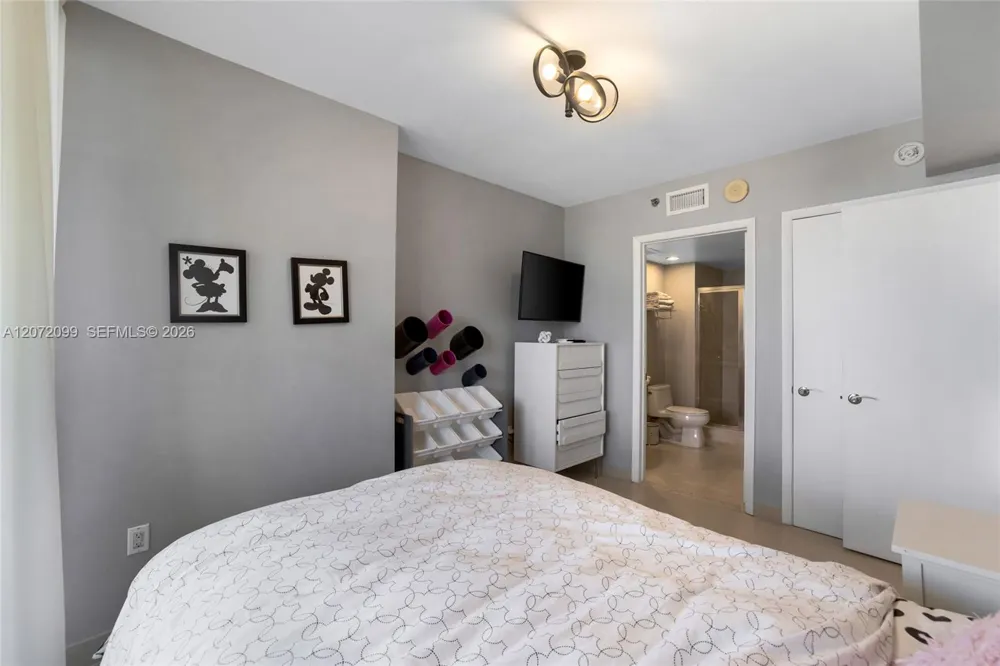 1800 S Ocean Dr #1108 Hallandale Beach, FL 33009