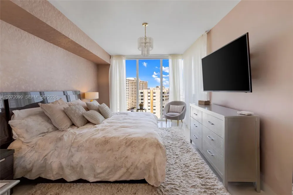1800 S Ocean Dr #1108 Hallandale Beach, FL 33009