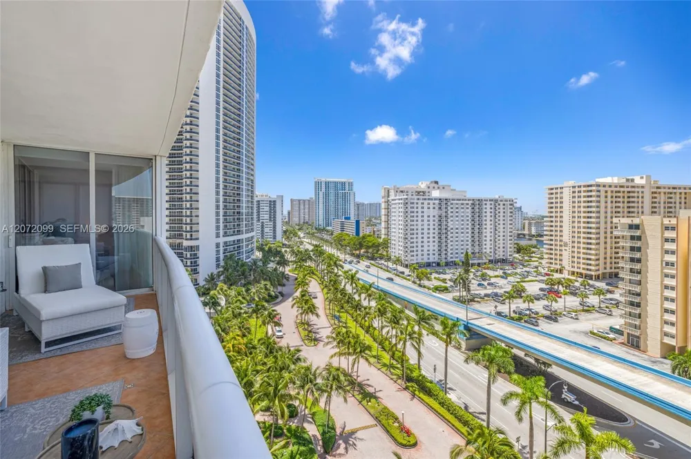 1800 S Ocean Dr #1108 Hallandale Beach, FL 33009