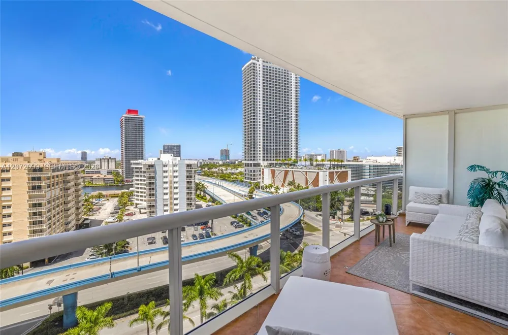 1800 S Ocean Dr #1108 Hallandale Beach, FL 33009