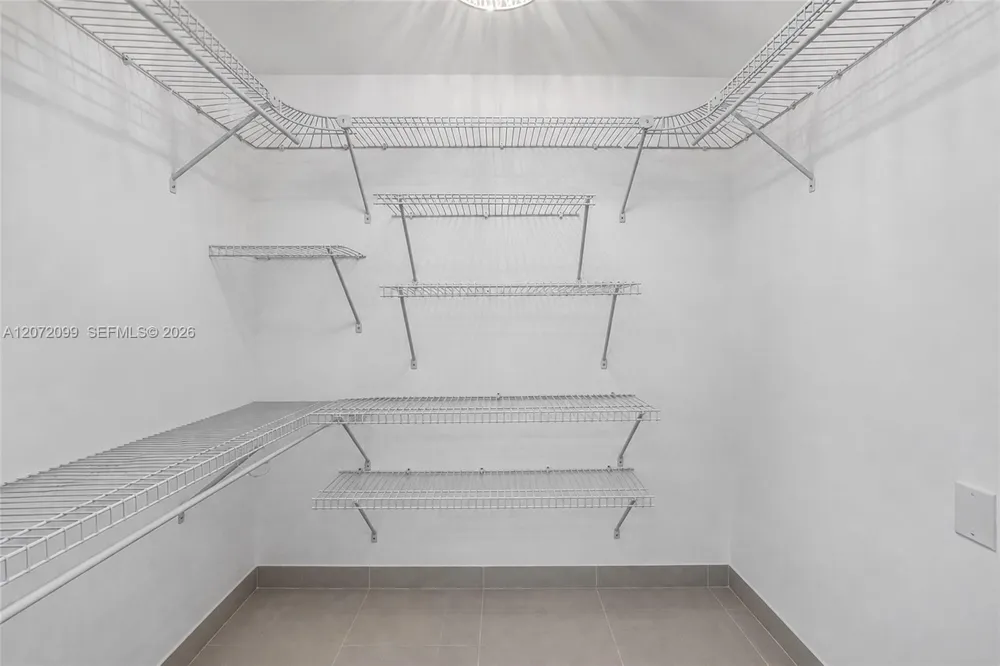 1800 S Ocean Dr #1108 Hallandale Beach, FL 33009