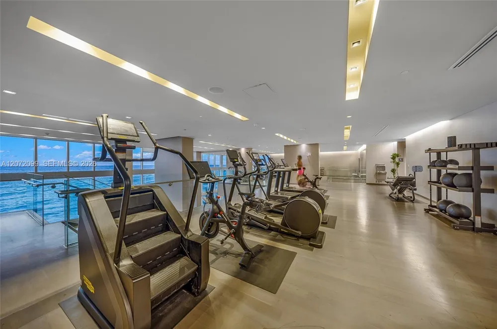1800 S Ocean Dr #1108 Hallandale Beach, FL 33009