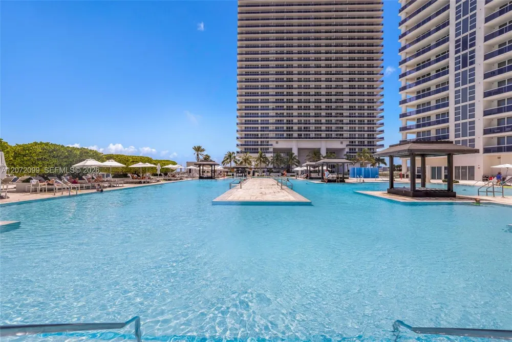 1800 S Ocean Dr #1108 Hallandale Beach, FL 33009