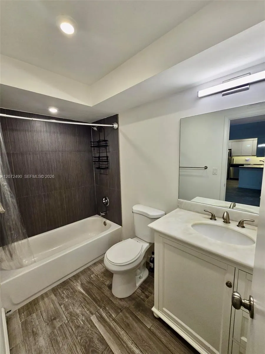 470 NW 20th St #201 Boca Raton, FL 33431
