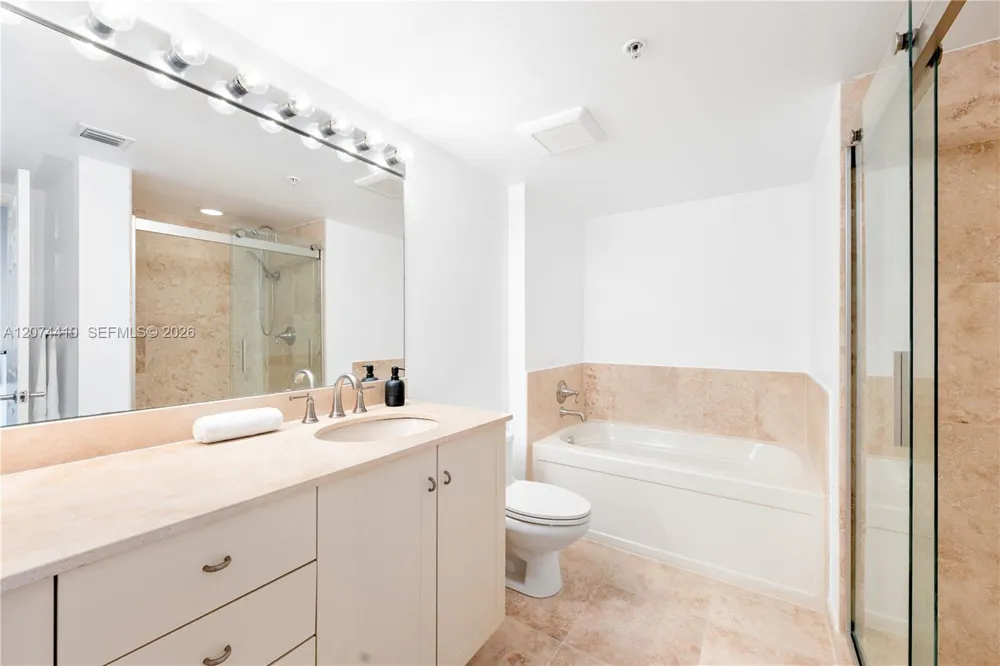 3232 Coral Way #1507 Miami, FL 33145