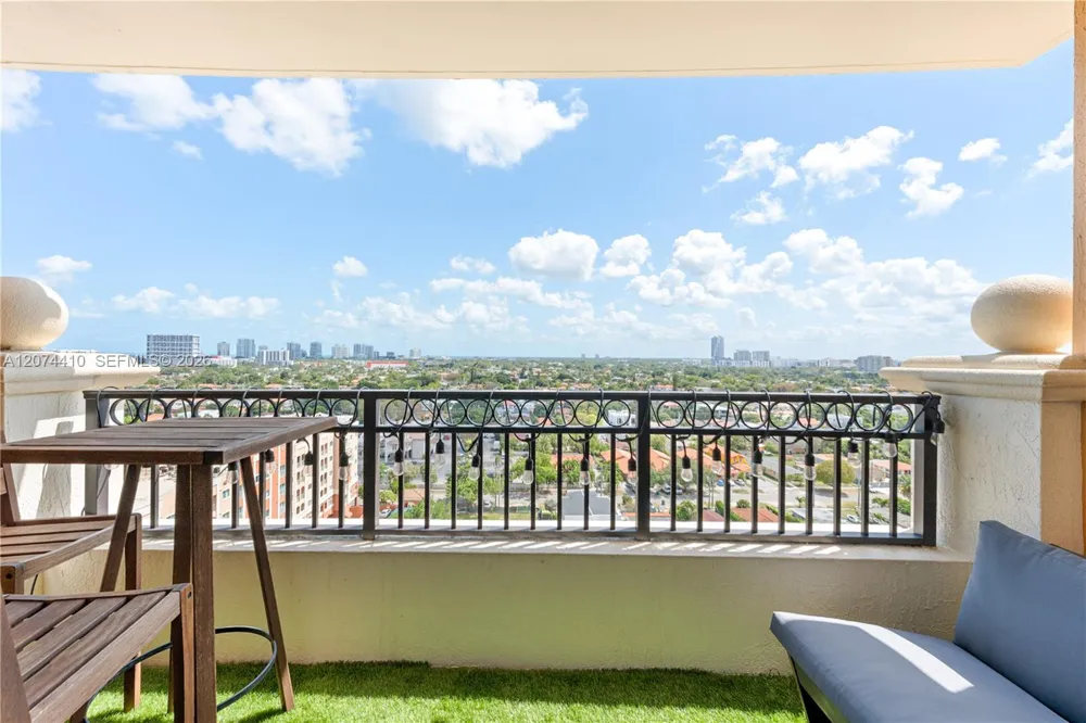 3232 Coral Way #1507 Miami, FL 33145