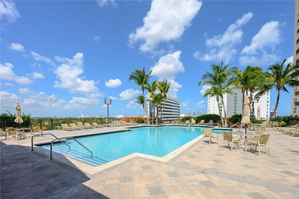 3232 Coral Way #1507 Miami, FL 33145