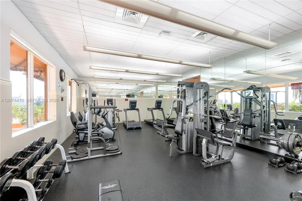 3232 Coral Way #1507 Miami, FL 33145