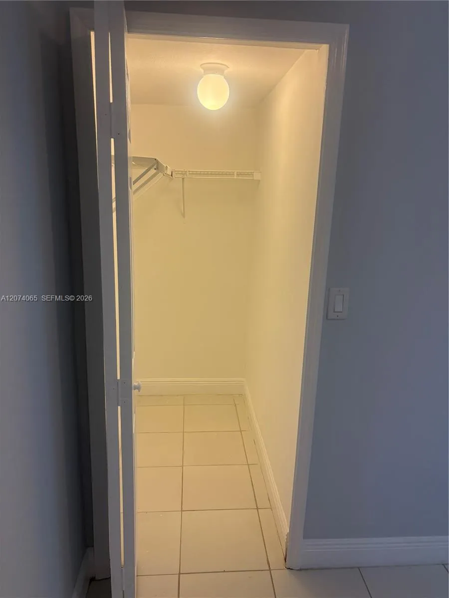2910 SE 13th Rd #105-44 Homestead, FL 33035