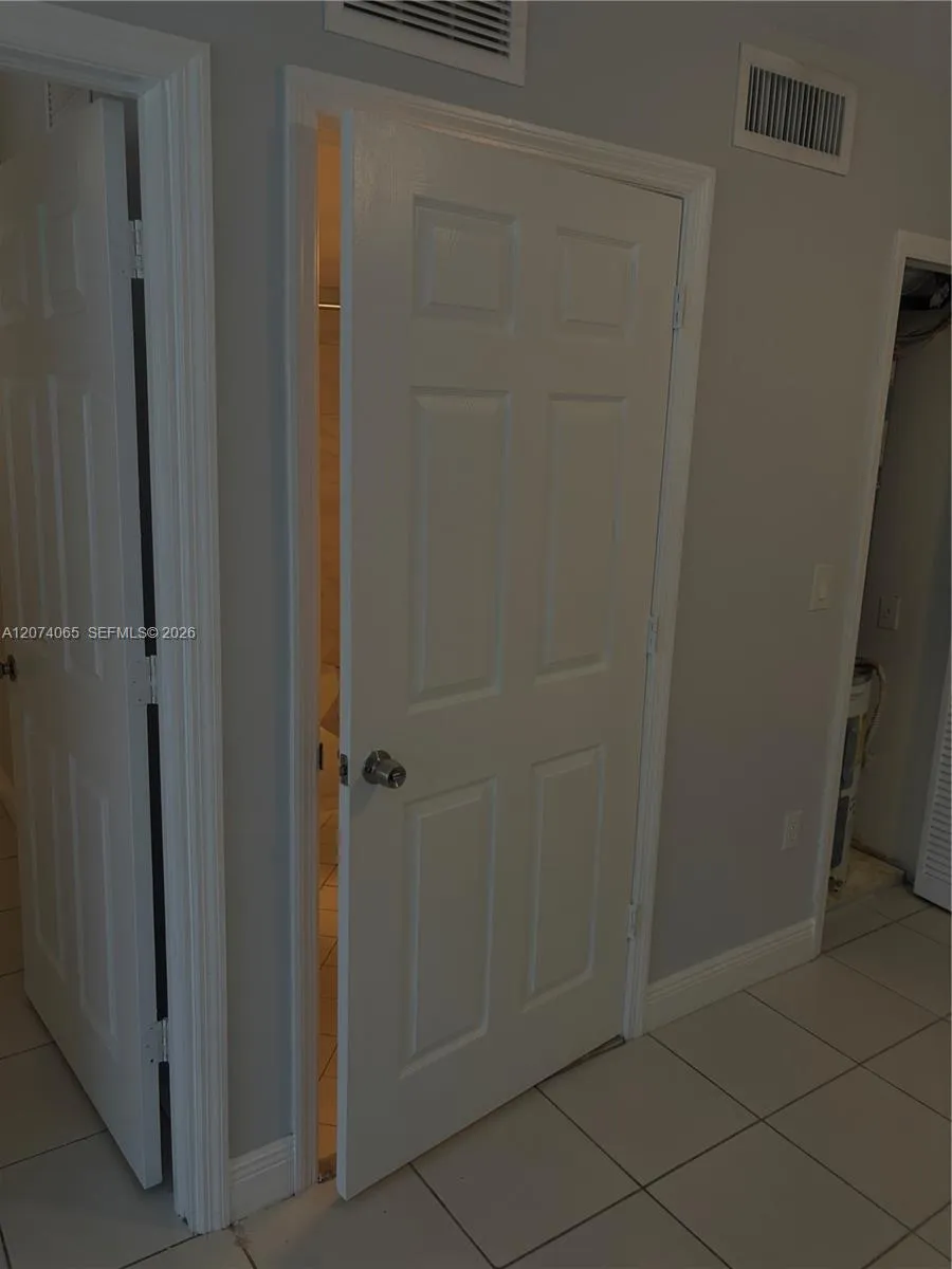 2910 SE 13th Rd #105-44 Homestead, FL 33035