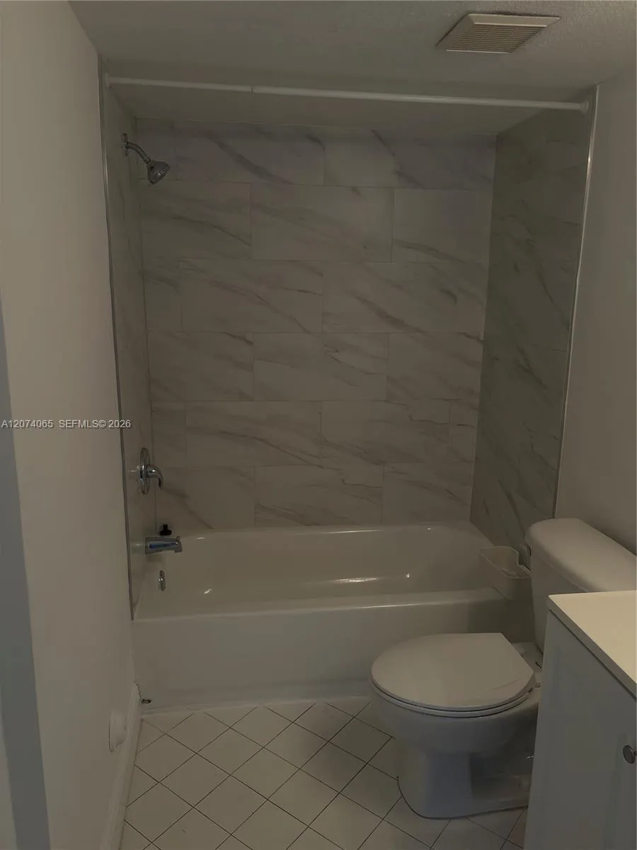 2910 SE 13th Rd #105-44 Homestead, FL 33035