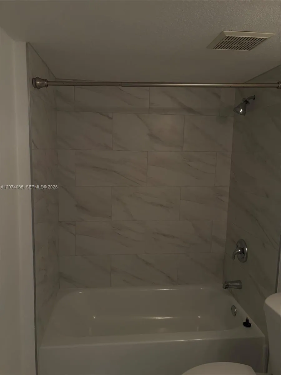 2910 SE 13th Rd #105-44 Homestead, FL 33035