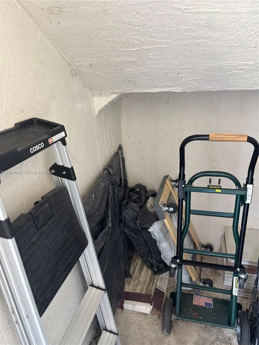 2910 SE 13th Rd #105-44 Homestead, FL 33035